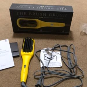 🌸NEW🌸 Drybar The Brush Crush Heated Straightening Brush Full Size